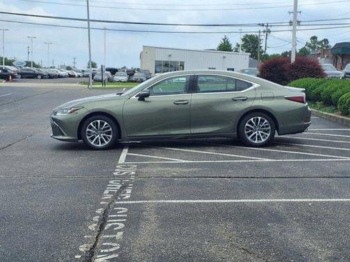 2023 Lexus ES 350 Base