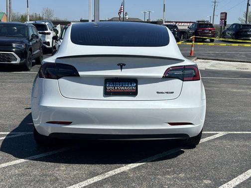 Pearl White Multi-Coat 2018 Tesla Model 3 Long Range