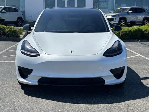 Pearl White Multi-Coat 2018 Tesla Model 3 Long Range