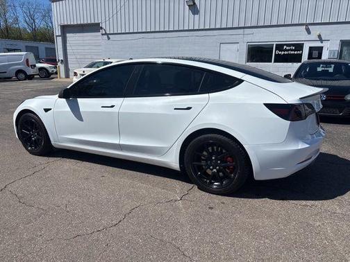 Pearl White Multi-Coat 2018 Tesla Model 3 Long Range