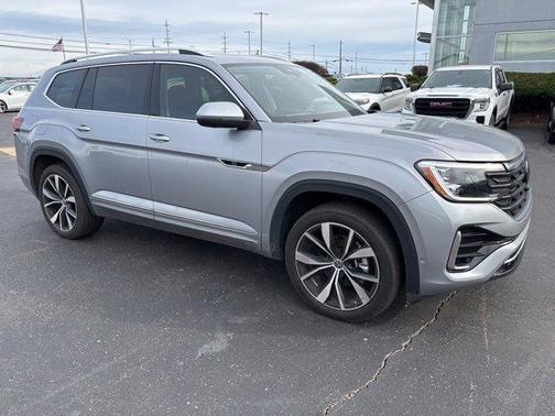 2024 Volkswagen Atlas 2.0T SEL Premium R-Line 4MOTION