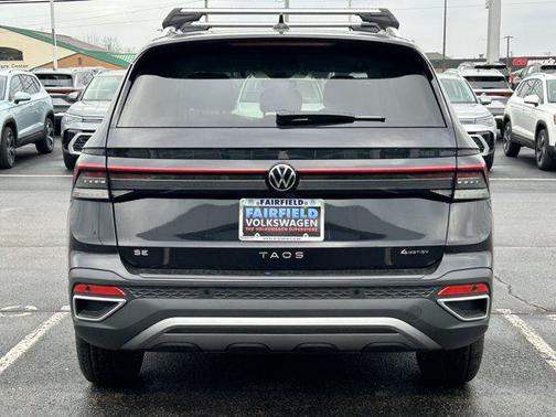 2026 Volkswagen Taos SE