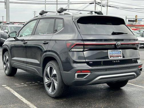 2026 Volkswagen Taos SE