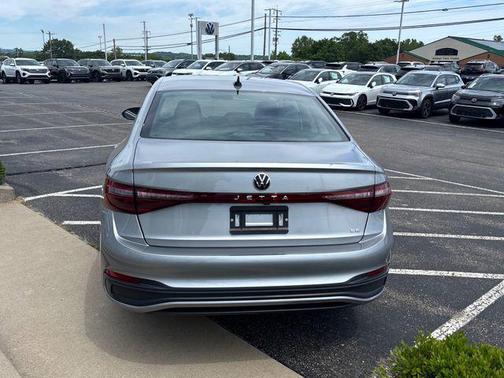 Silver Metallic 2025 Volkswagen Jetta 1.5T SE