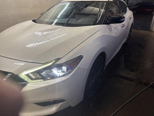 2017 Nissan Maxima 3.5 SR