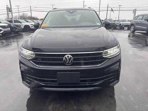 2022 Volkswagen Tiguan 2.0T SE R-Line Black 4MOTION