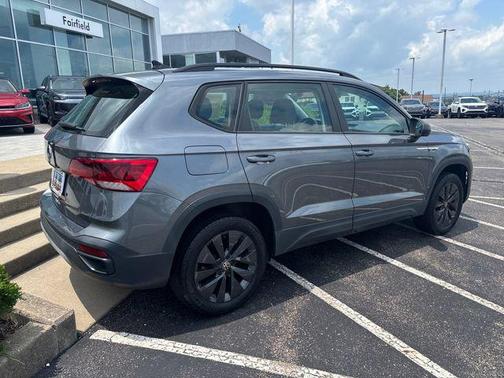 Platinum Gray Metallic 2022 Volkswagen Taos 1.5T S