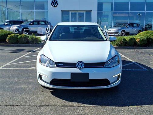 2016 Volkswagen e-Golf SE