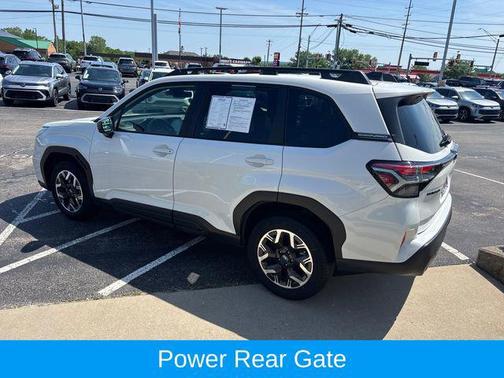 Crystal White Pearl 2025 Subaru Forester Premium