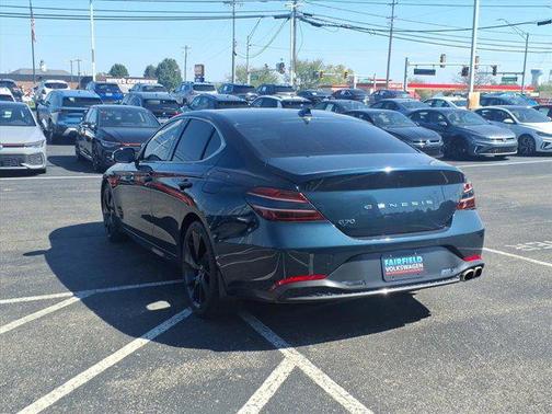2023 Genesis G70 2.0T RWD