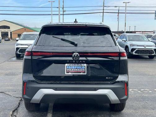 Black Pearl 2026 Volkswagen Tiguan 2.0T S 4MOTION