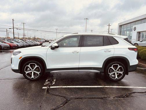 2025 Volkswagen Tiguan 2.0T SE 4MOTION