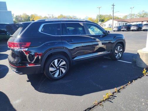 2025 Volkswagen Atlas 2.0T SEL