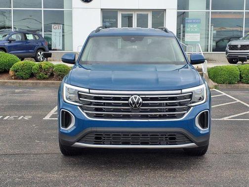 2025 Volkswagen Atlas 2.0T SE