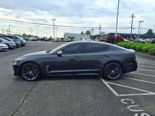 2022 Kia Stinger GT-Line