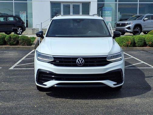 2022 Volkswagen Tiguan 2.0T SE R-Line Black 4MOTION