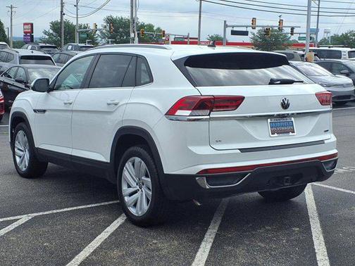2022 Volkswagen Atlas Cross Sport 2.0T SE w/Technology 4MOTION