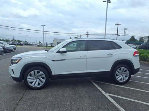 2022 Volkswagen Atlas Cross Sport 2.0T SE w/Technology 4MOTION