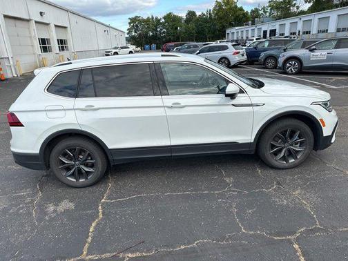 2022 Volkswagen Tiguan 2.0T SE 4MOTION