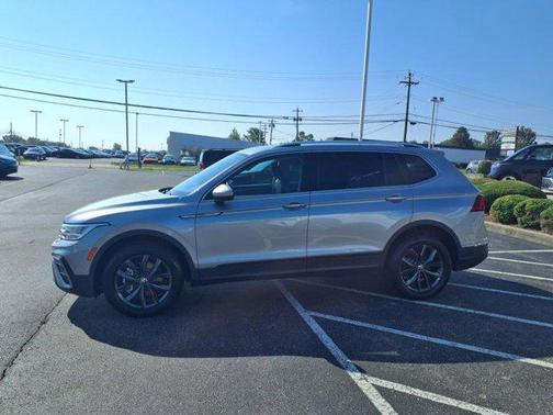 2024 Volkswagen Tiguan 2.0T SE 4MOTION