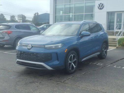 2025 Volkswagen Tiguan 2.0T SE
