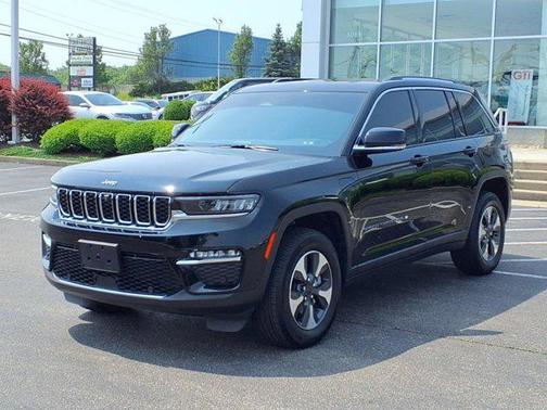 2022 Jeep Grand Cherokee 4xe Base