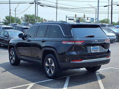 2022 Jeep Grand Cherokee 4xe Base
