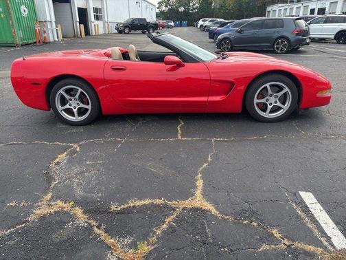 2000 Chevrolet Corvette Base