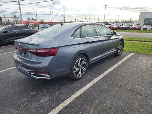 2025 Volkswagen Jetta 1.5T SEL