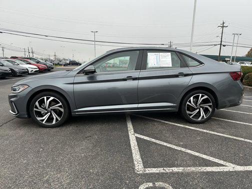 2025 Volkswagen Jetta 1.5T SEL