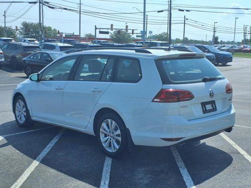 2017 Volkswagen Golf SportWagen TSI S