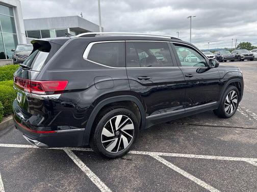 Deep Black Pearl 2025 Volkswagen Atlas 2.0T SEL