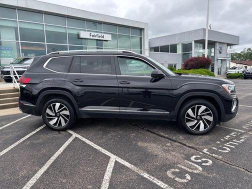 Deep Black Pearl 2025 Volkswagen Atlas 2.0T SEL