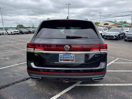 Deep Black Pearl 2025 Volkswagen Atlas 2.0T SEL