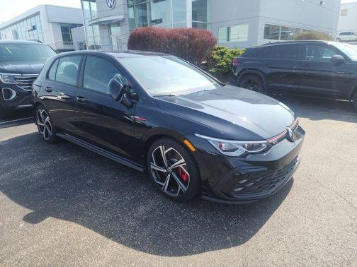 2024 Volkswagen Golf GTI 2.0T SE DSG