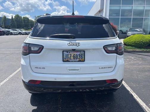 Bright White Clearcoat 2022 Jeep Compass Limited