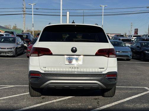 2022 Volkswagen Taos 1.5T SE