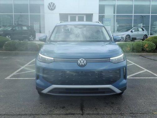 2025 Volkswagen Tiguan 2.0T SE 4MOTION