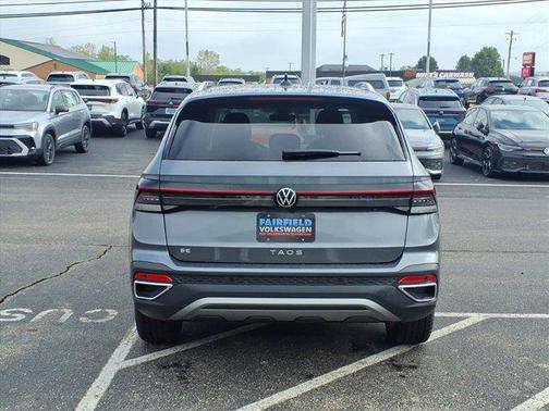 2025 Volkswagen Taos 1.5T SE