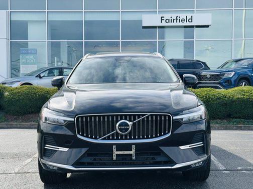 2022 Volvo XC60 B6 Inscription