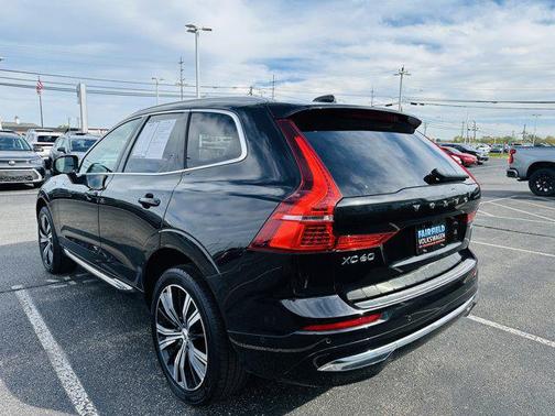 2022 Volvo XC60 B6 Inscription