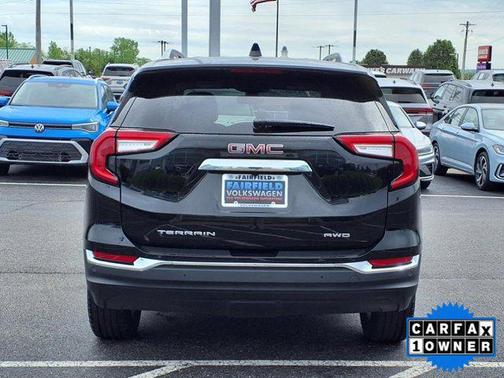 2022 GMC Terrain SLT
