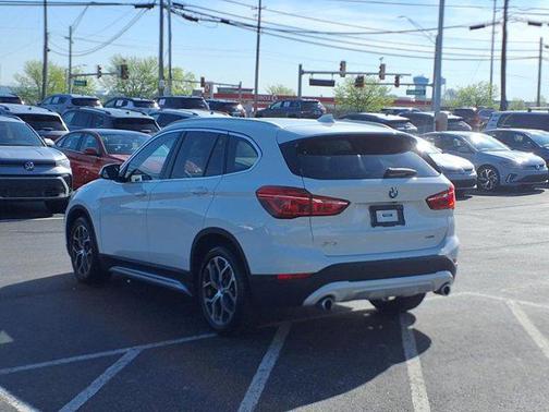 2022 BMW X1 xDrive28i