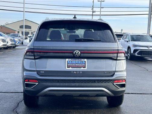 2026 Volkswagen Taos SE