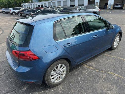 2016 Volkswagen Golf TSI S 4-Door