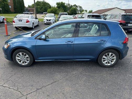 2016 Volkswagen Golf TSI S 4-Door