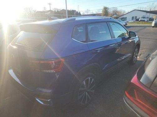 2024 Volkswagen Taos 1.5T SE