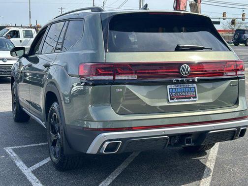 2025 Volkswagen Atlas 2.0T Peak Edition