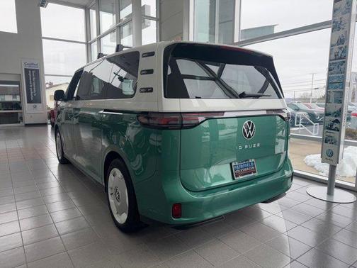 2025 Volkswagen ID. Buzz 1st Edition with 4MOTION