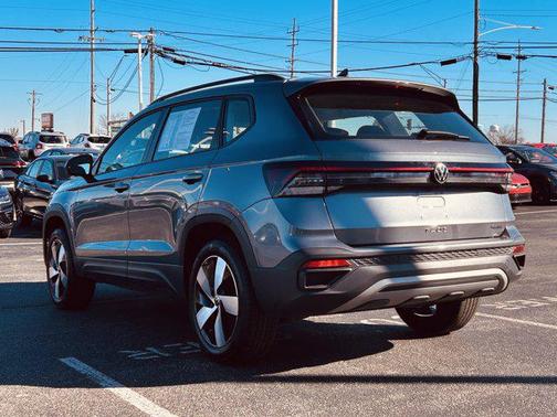 2025 Volkswagen Taos 1.5T S